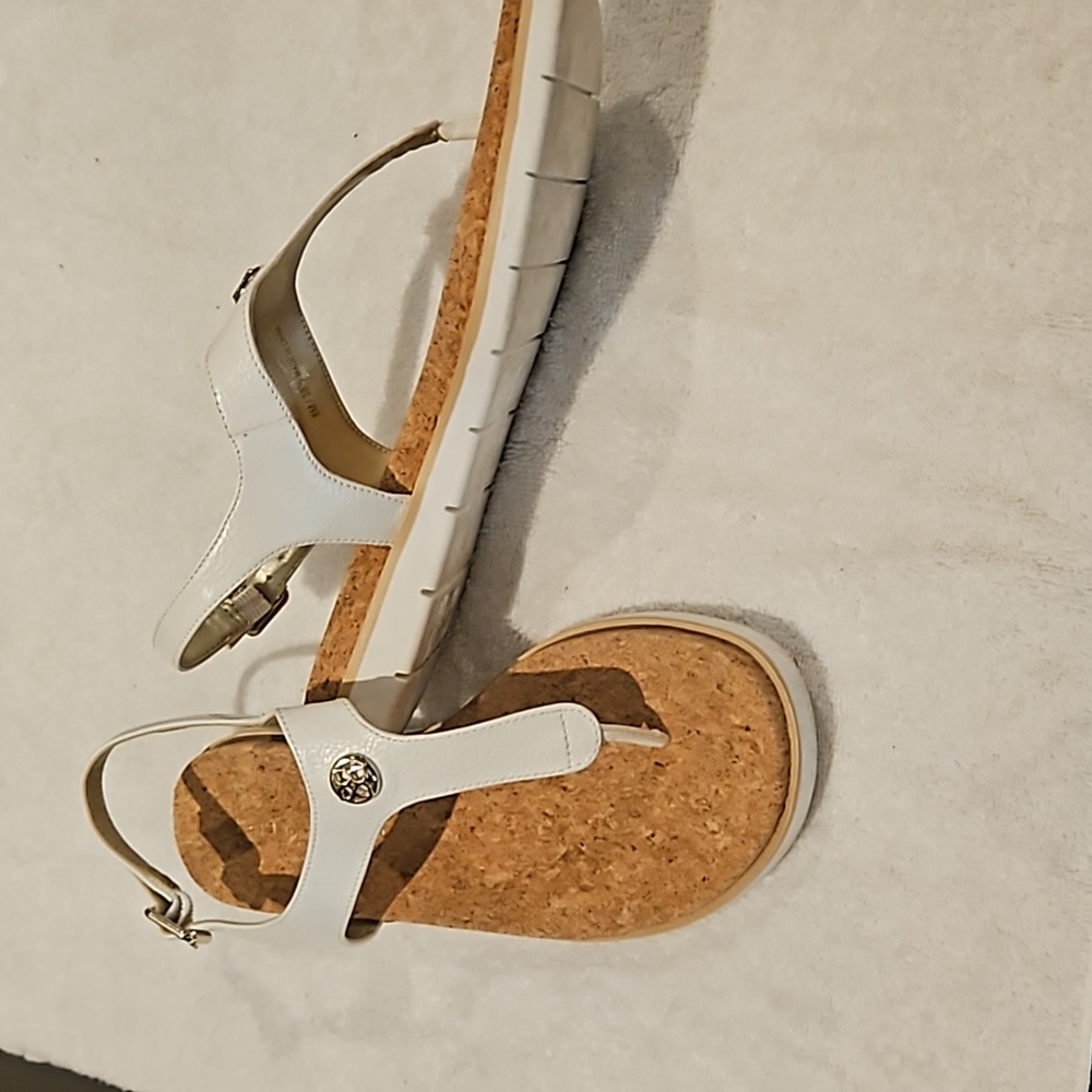 Sandals - Picture 3 of 3